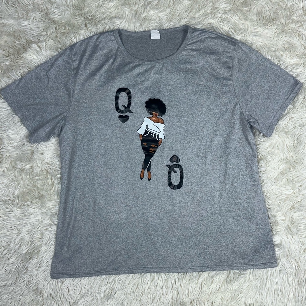 Gray Queen Graphic T-Shirt
